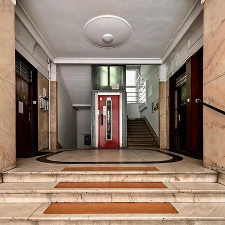 Apartamento Secret Diamond Of The Parlament Budapest Exterior foto